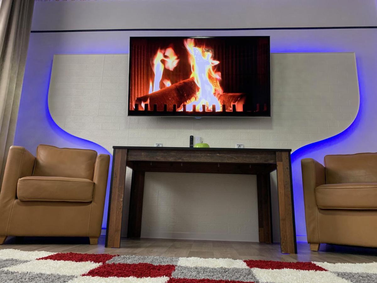 Best-Preis -Gold Suite- Mit Netflix, Self-Check-In, Ebike Ladestation, Fahrradraum, Wlan, Netflix Und Massagesessel - Direkt Am Elberadweg Im Herzen Von 비텐베르게 외부 사진