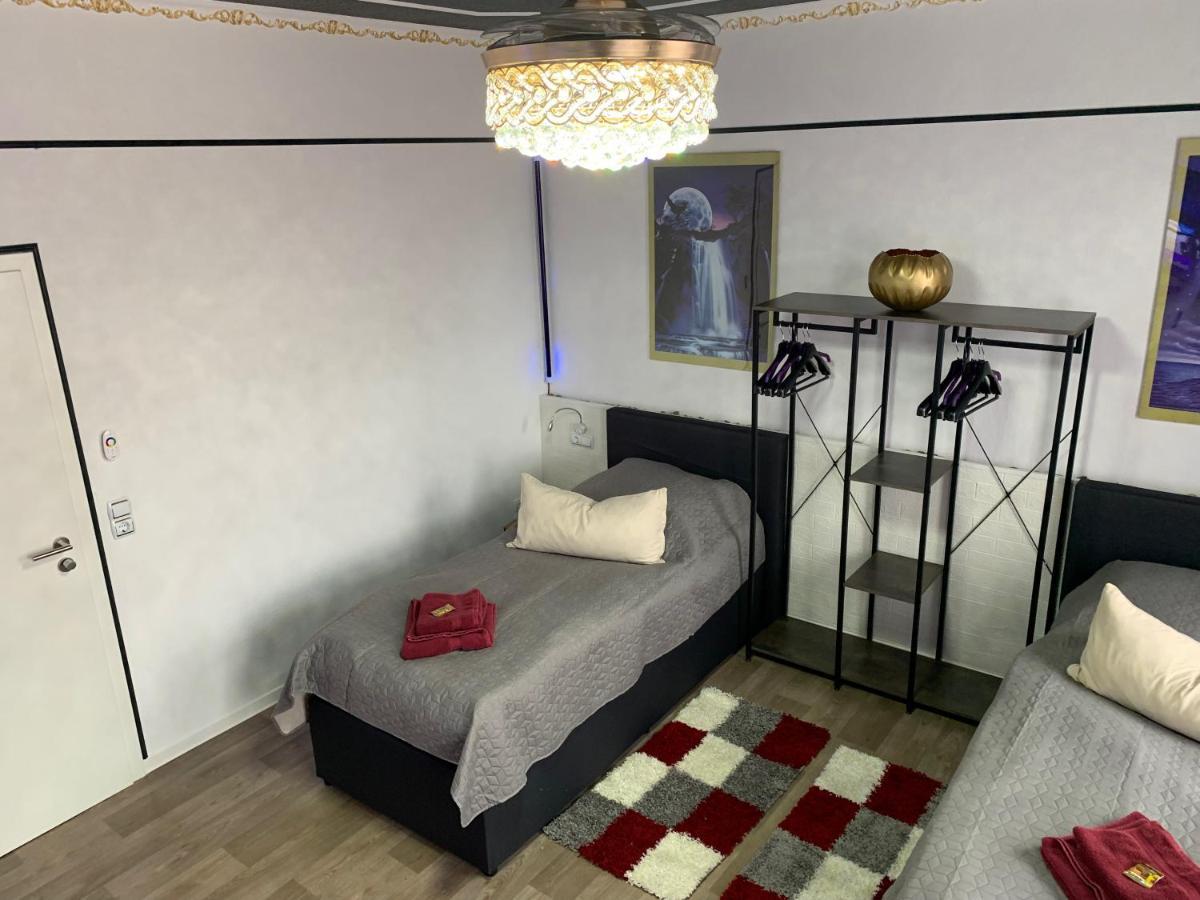Best-Preis -Gold Suite- Mit Netflix, Self-Check-In, Ebike Ladestation, Fahrradraum, Wlan, Netflix Und Massagesessel - Direkt Am Elberadweg Im Herzen Von 비텐베르게 외부 사진