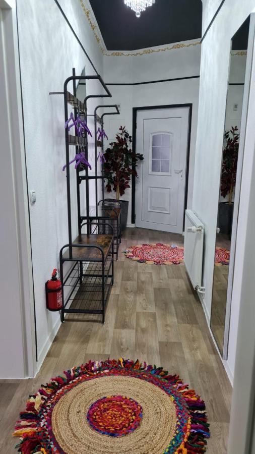 Best-Preis -Gold Suite- Mit Netflix, Self-Check-In, Ebike Ladestation, Fahrradraum, Wlan, Netflix Und Massagesessel - Direkt Am Elberadweg Im Herzen Von 비텐베르게 외부 사진