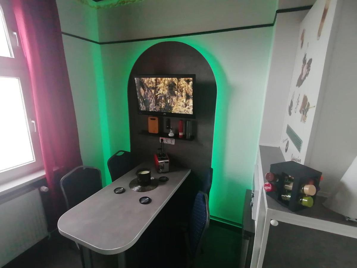Best-Preis -Gold Suite- Mit Netflix, Self-Check-In, Ebike Ladestation, Fahrradraum, Wlan, Netflix Und Massagesessel - Direkt Am Elberadweg Im Herzen Von 비텐베르게 외부 사진