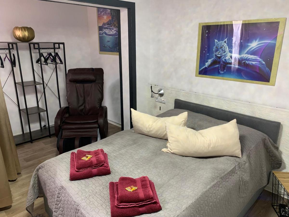 Best-Preis -Gold Suite- Mit Netflix, Self-Check-In, Ebike Ladestation, Fahrradraum, Wlan, Netflix Und Massagesessel - Direkt Am Elberadweg Im Herzen Von 비텐베르게 외부 사진